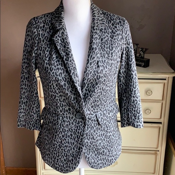 Talie Jackets & Blazers - Animal print one button blazer